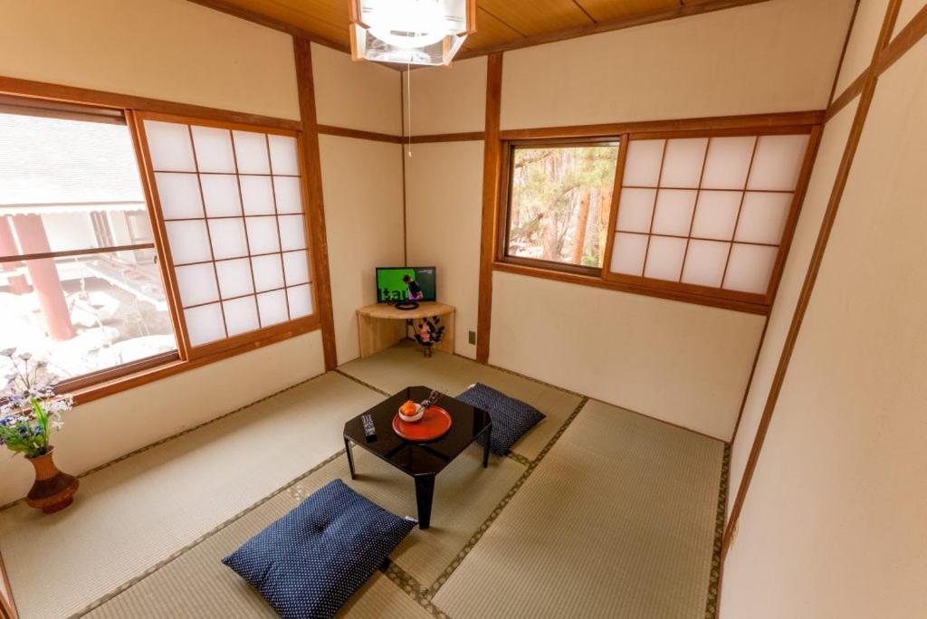金剛寺 宿坊 成穂院 Matsukawa Exterior photo